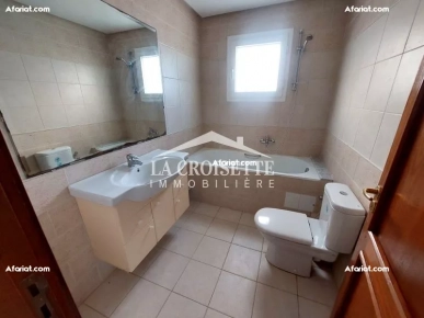 Bureau H+3 aux Berges du Lac 2  MBL0481