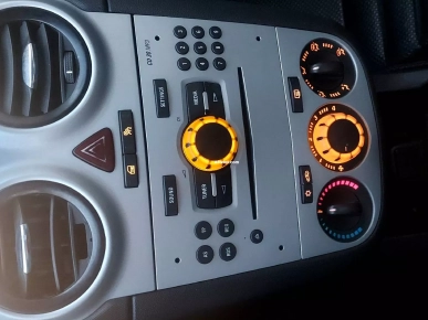opel Corsa D