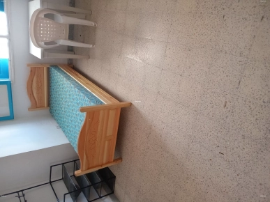 للكراء للفتيات