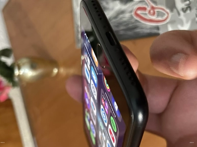 iphone SE 2022 2eme gen état d’origine 