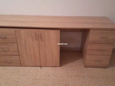 Bureau avec retour tout neuf