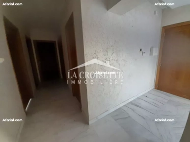 Appartement S+3 ave terrasse aux Jardins de Carthage MAL080