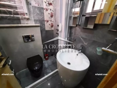 Un rez-de-chaussée S+3 avec piscine à Gammarth MRCL0115