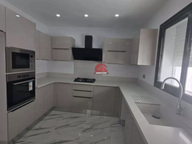 VILLA À VENDRE - TITRE BLEU - TEZDAINE DJERBA ZA - RÉF V722