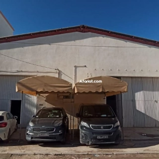 Local commercial pour entrepôt ou atelier de 600 m2 Local commercial pour entrepôt ou atelier de 600 m2