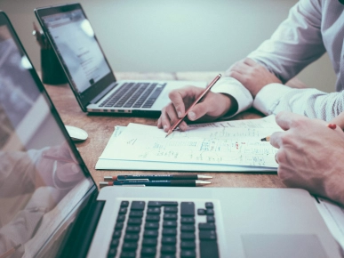 Comptable financier - Contrôleur de gestion - R A F