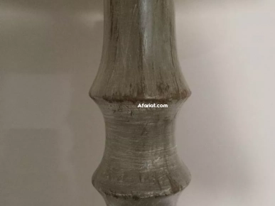 Lampadaire socle en bois presque neuve