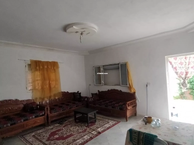 une maison indépendante près de la plage sud à El Hawaria