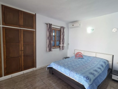 PETITE VILLA AVEC PISCINE À MIDOUN DJERBA ZU - RÉF V716