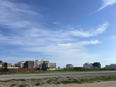 قطعة ارض للبيع