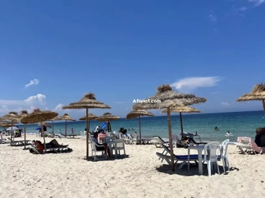 Appatement s+2 vue sur mer chott mariem