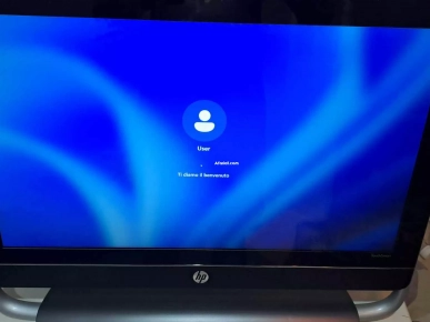 HP ENVY 23-d100 Tactile PC 23 pouce i3  6go ram 256 ssd HP ENVY 23-d100 Tactile PC 23 pouce i3  6go ram 256 ssd