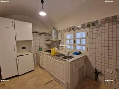 Maison arabe S+2 renouvelée à vendre à Hammamet 51355351