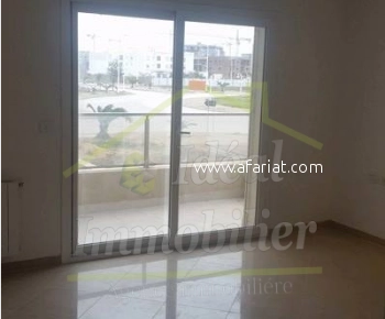 Bel appartement S+4 aux Jardins de Carthage