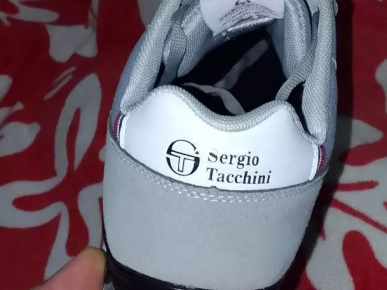 chaussure Sergio Tacchini presque neuf chaussure Sergio Tacchini presque neuf