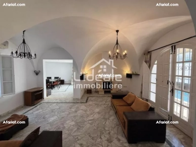 À louer à l’année  Superbe villa avec piscine à Hammamet
