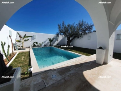Villa KAMY (Réf: V1327)