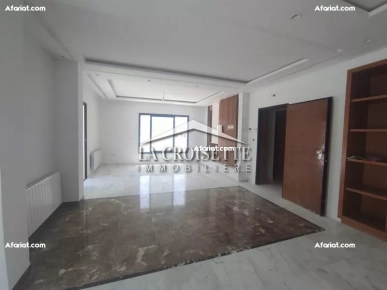 Duplex S+3 avec jardin à La Soukra MDV0083