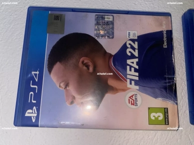 PS4 slim+manette+6cd number de téléfon:99251698