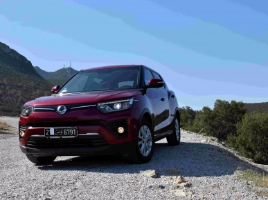à vendre SSANGYONG TIVOLI TURBO 4 cylindre 1.6 à vendre SSANGYONG TIVOLI TURBO 4 cylindre 1.6
