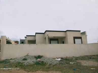 une maison nouvellement construite a el haouaria avec vue sur mer
