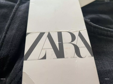 Jeans ZARA importé de France avec étiquette