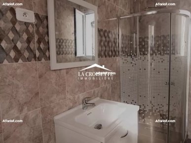 Villa S+5 à La Marsa ZVL1631