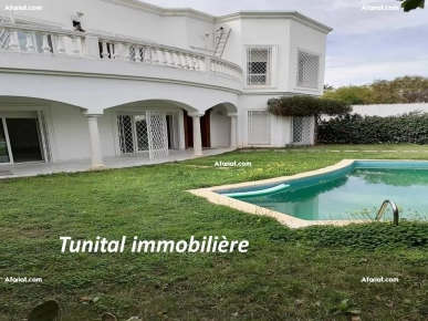 Gammarth zone touristique : A louer villa HST