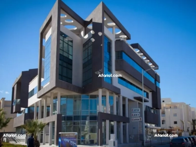 Luxueux bureau H+4 185m2 au lac2 vide ou meublé