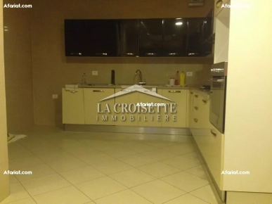Appartement S+3 avec terrasse à La Marsa MAV1631