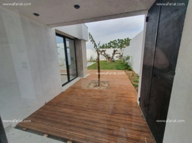 Villa MODERNE (Réf: V1084)