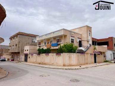 Grande Maison 300 m² à Sidi Hassine Tunis