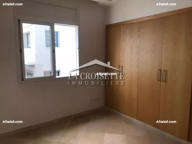 Duplex S+3 avec Jardin et piscine à La Marsa ZDL0242