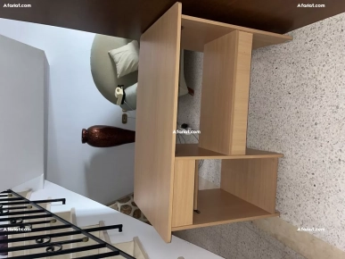 Bureau MDF en bon état - idéal étude / PC / télétravail