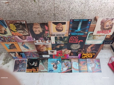 a vendre 35 disques 33t anciens