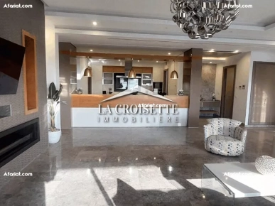 Penthouse meublé S+3 avec piscine aux Berges du Lac 2 MAL037