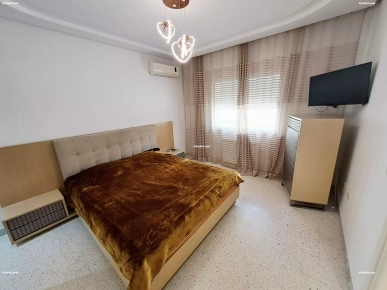 Particulier L Apt S4 meublé Neuf proche lac2