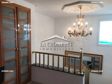 Duplex S+3 avec jardin à La Marsa ZDL0244