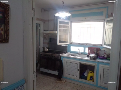 a vendre appartement aux deuxième étage el mourouj1