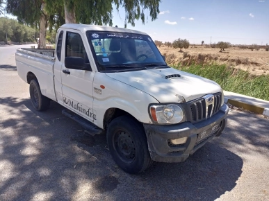 CAMION MAHYNDRA A VENDRE CAMION MAHYNDRA A VENDRE