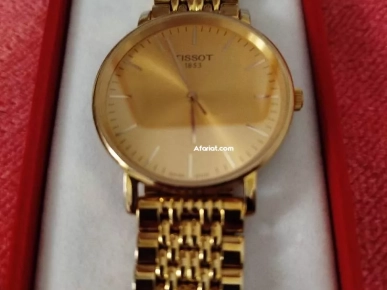 A Vendre Montre Tissot classic pour femme