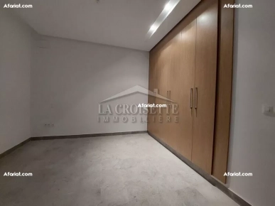 Duplex S+3 avec piscine à Gammarth MDL0515