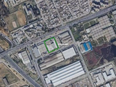 Terrain industriel de 7 300 m² avec bâtiment à Ben Arous