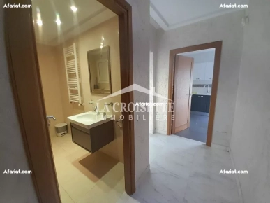 Appartement S+3 ave terrasse aux Jardins de Carthage MAL080