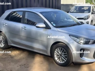 Kia RIO 2019 (69000 KM) Kia RIO 2019 (69000 KM)
