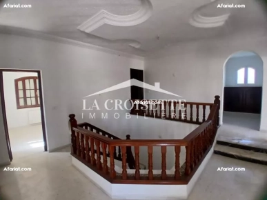 Villa S+4 à La Soukra ZVL1676