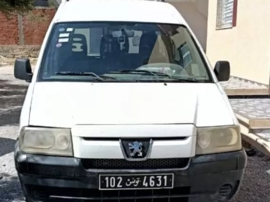a vendre Peugeot expert 09 places