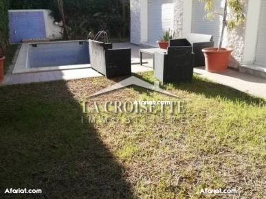 Villa meublée S+6 avec piscine à La Marsa MVV0211