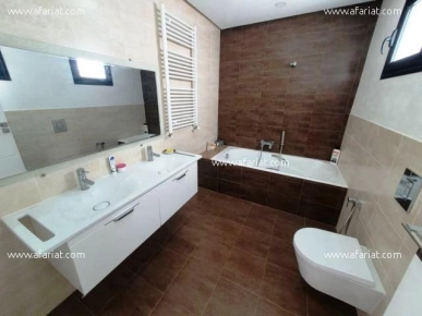 Villa LABELLO (Réf: V1237)
