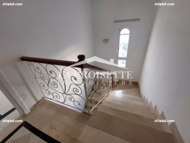Duplex S+3 avec vue partielle sur mer à La Marsa MDV0165